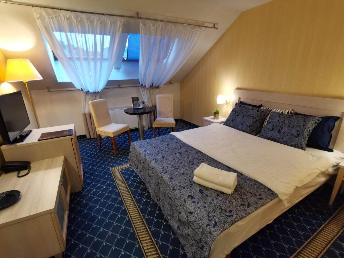 Las Vegas Rooms Vilnius Exterior photo
